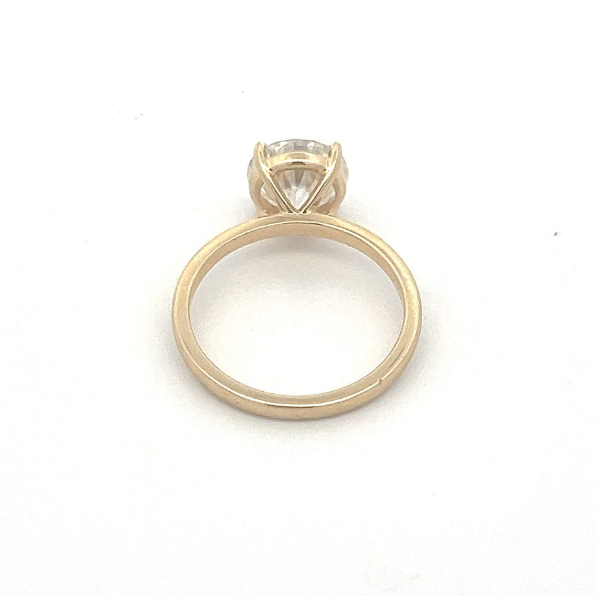Moissanite Solitaire Stunner