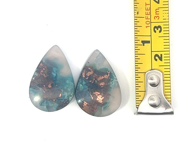 Coppered Chrysochola Malachite In Quartz Gemstone