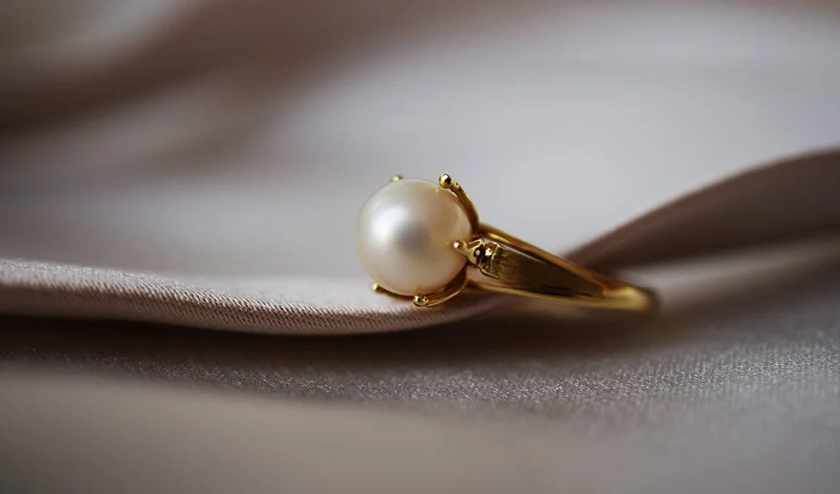 The Seven Value Factors of Pearls