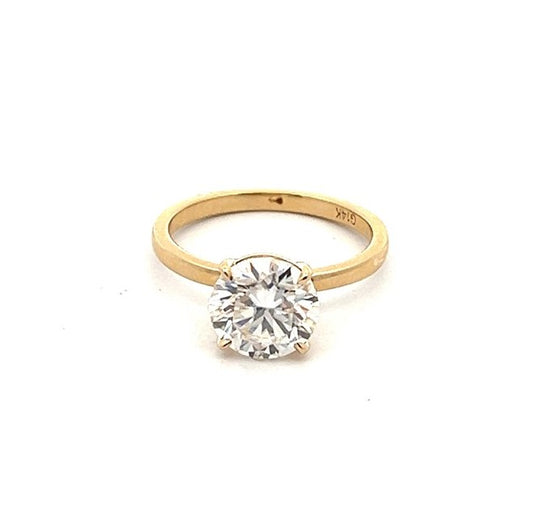 Moissanite Solitaire Stunner