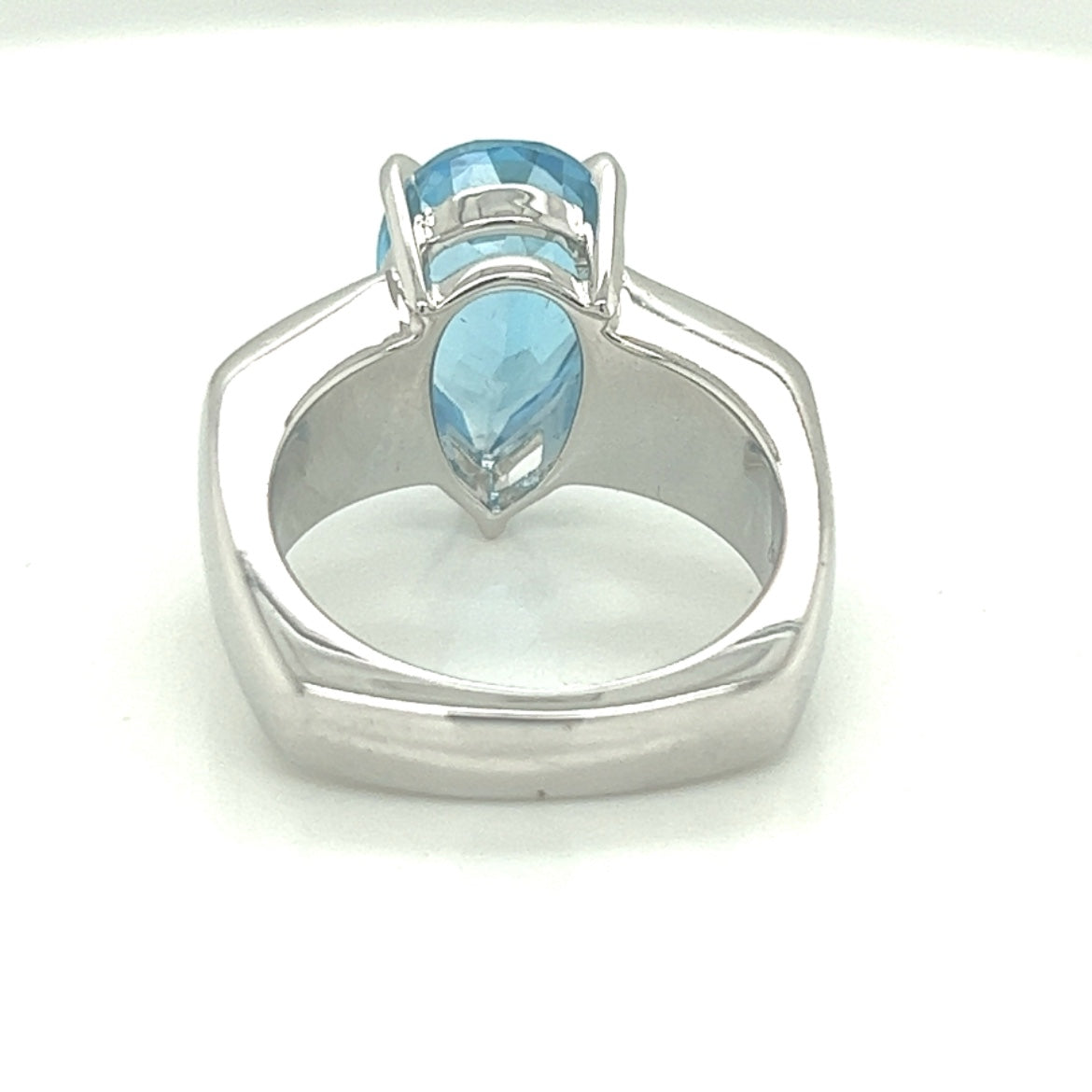 Pear Shape 5.20 Carat  Blue Topaz Ring