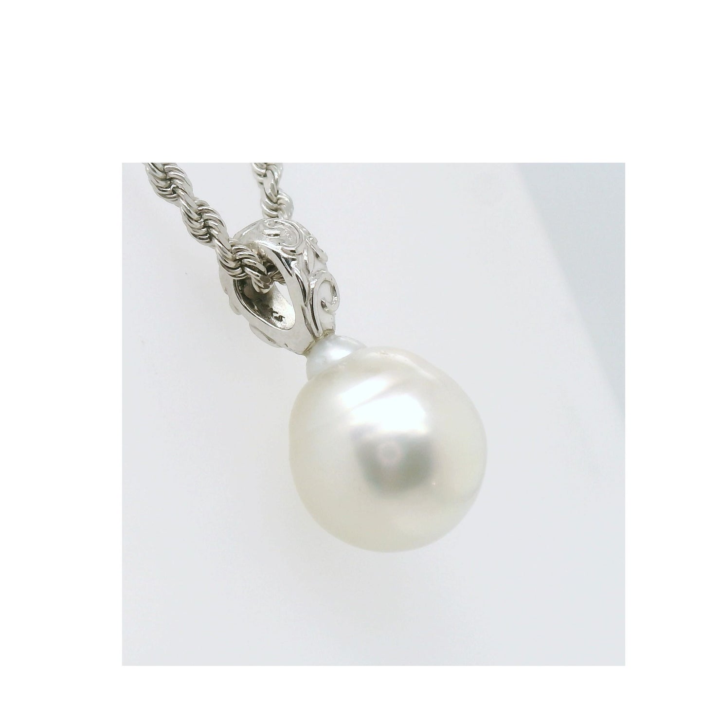 Pearl Pendant