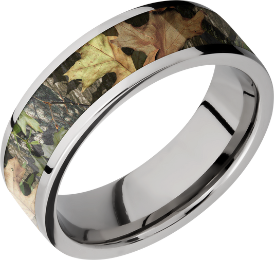 Titanium 7mm flat band with a 5mm inlay of Mossy Oak Obsession Camo