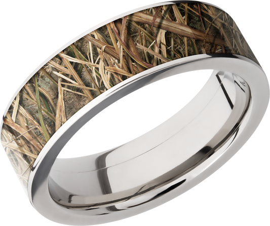 Titanium 7mm flat band with a 6mm inlay of Mossy Oak SG Blades Camo