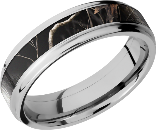 Cobalt chrome 6mm flat band with grooved edges and a 3mm inlay of Realtree APC Black Camo