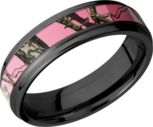 Cobalt chrome 6mm flat band with grooved edges and a 3mm inlay of Mossy Oak Pink Break Up Camo